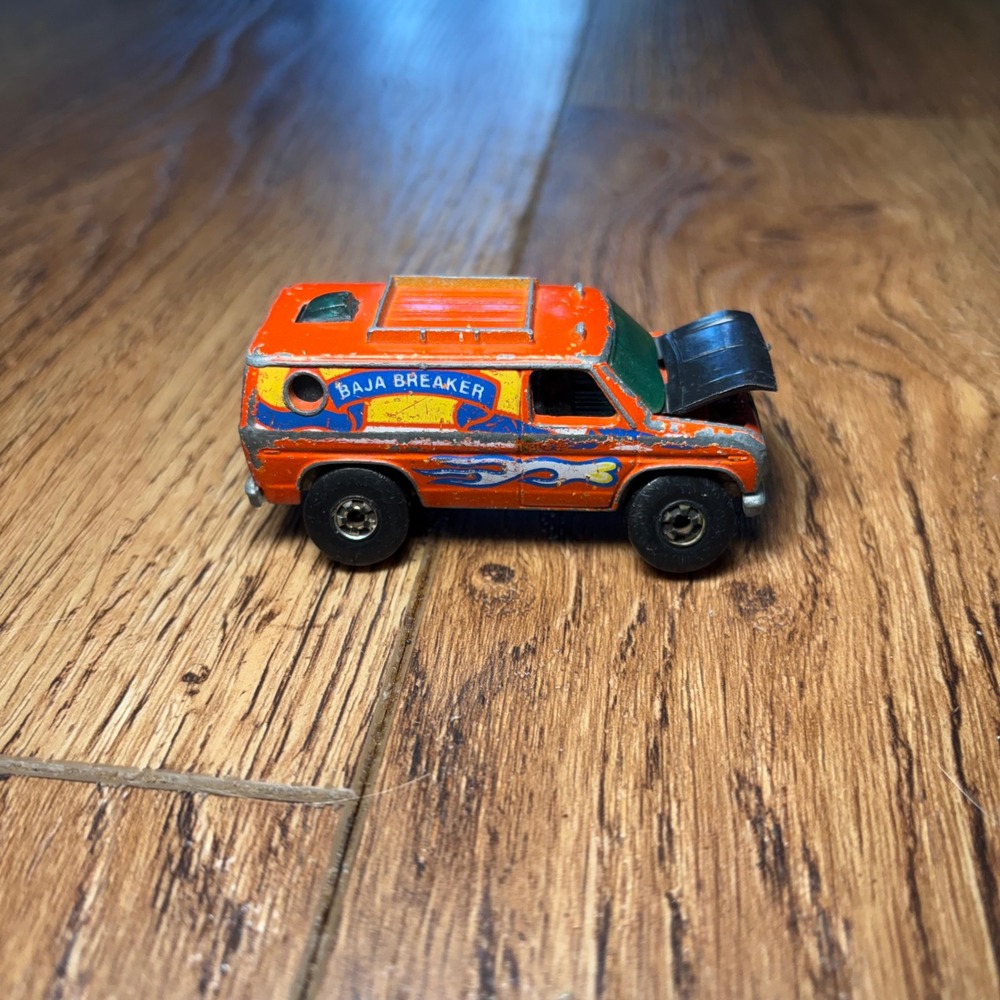 VTG 1977 Hot Wheels Baja Breaker Orange Van Diecast Car Opening Hood Hong Kong